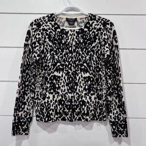 Lord & Taylor Cashmere button up crew neck cardigan size PM (fits smaller)